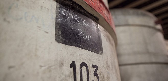 Cave de vinification cuve béton